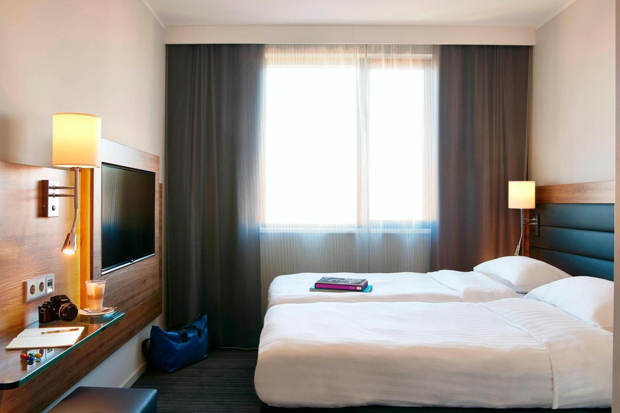 X Hotel Skjetten Esterno foto
